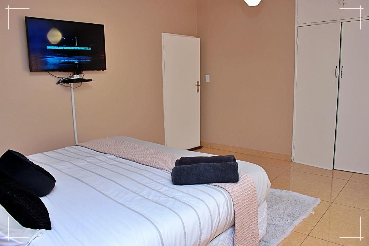 The Global Link Hub Otel Pretoria-Noord Dış mekan fotoğraf